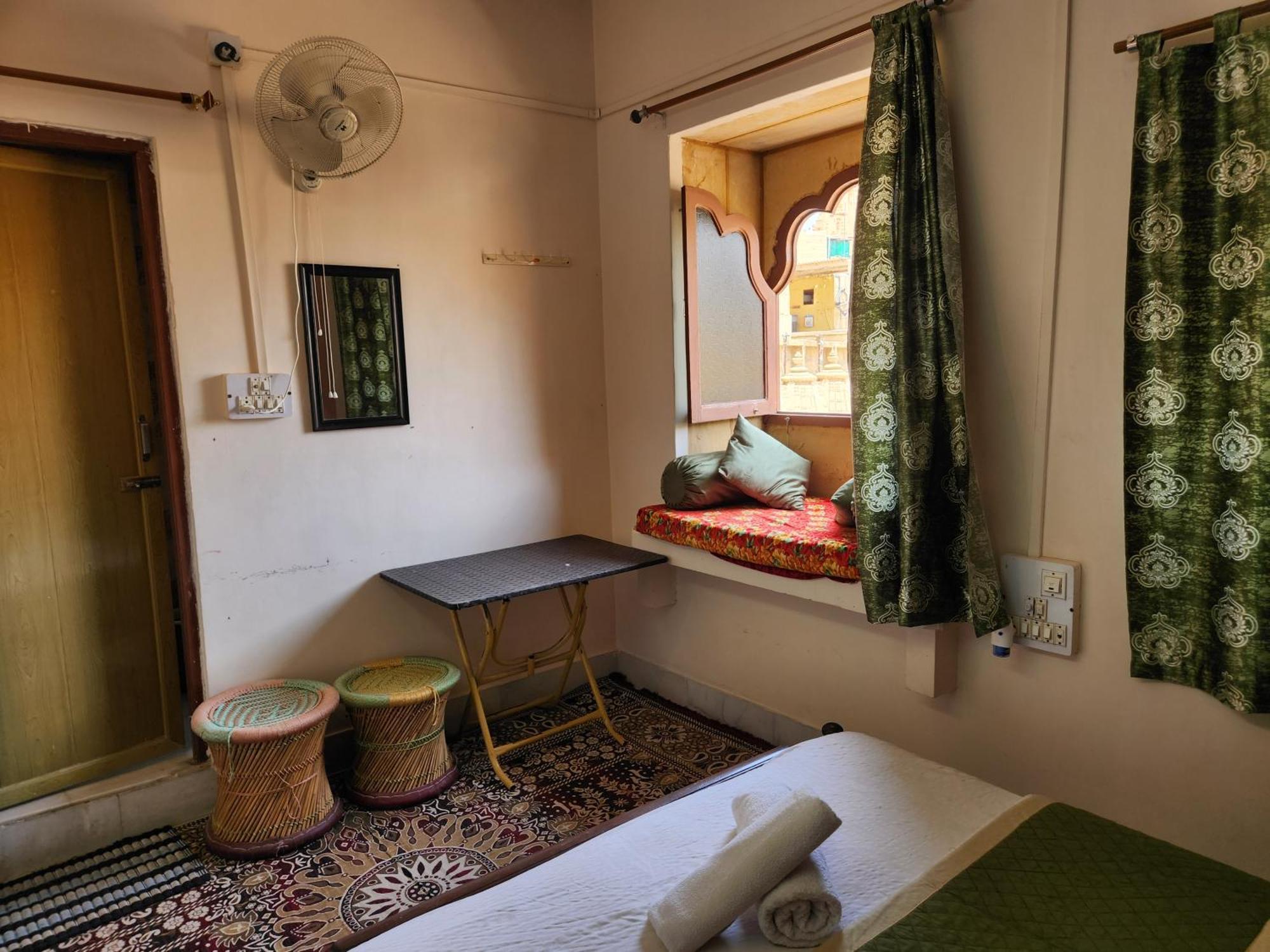 Diamond Guest House Jaisalmer Exterior photo